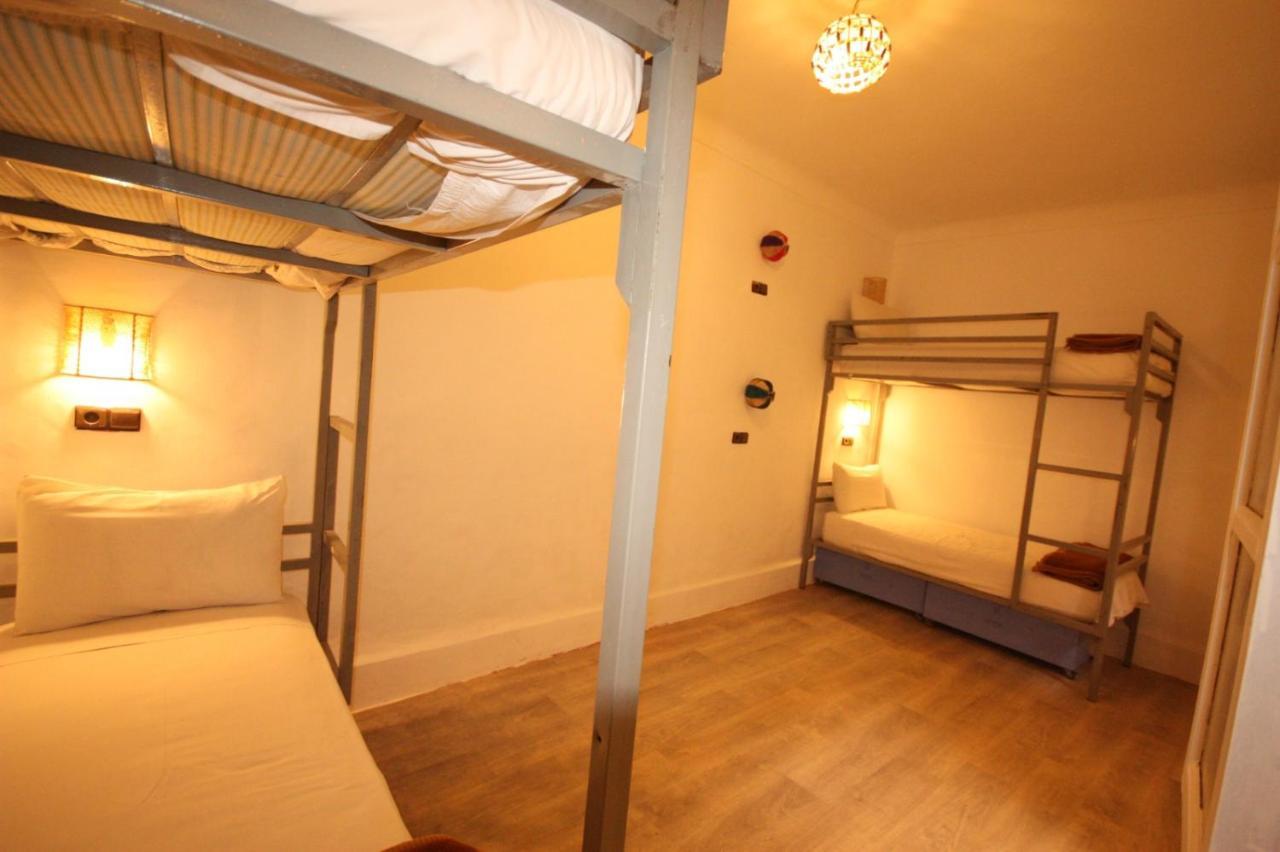 El Boussouni Hostel Marrakesh Extérieur photo