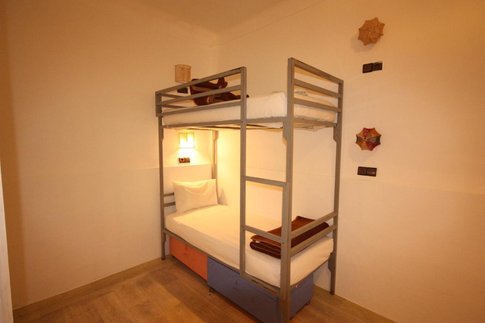El Boussouni Hostel Marrakesh Extérieur photo